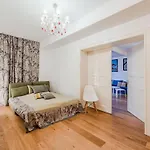 Unique Ap Kreuzberg 4 Bed Rooms