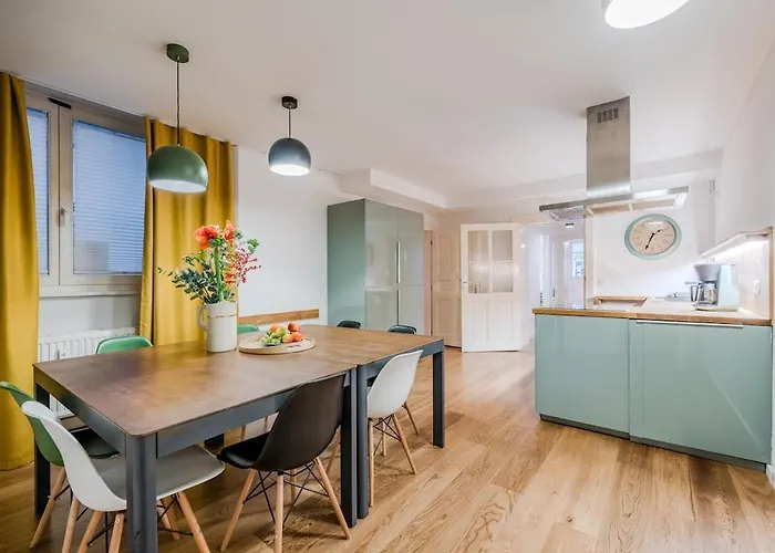 Unique Ap Kreuzberg 4 Bed Rooms