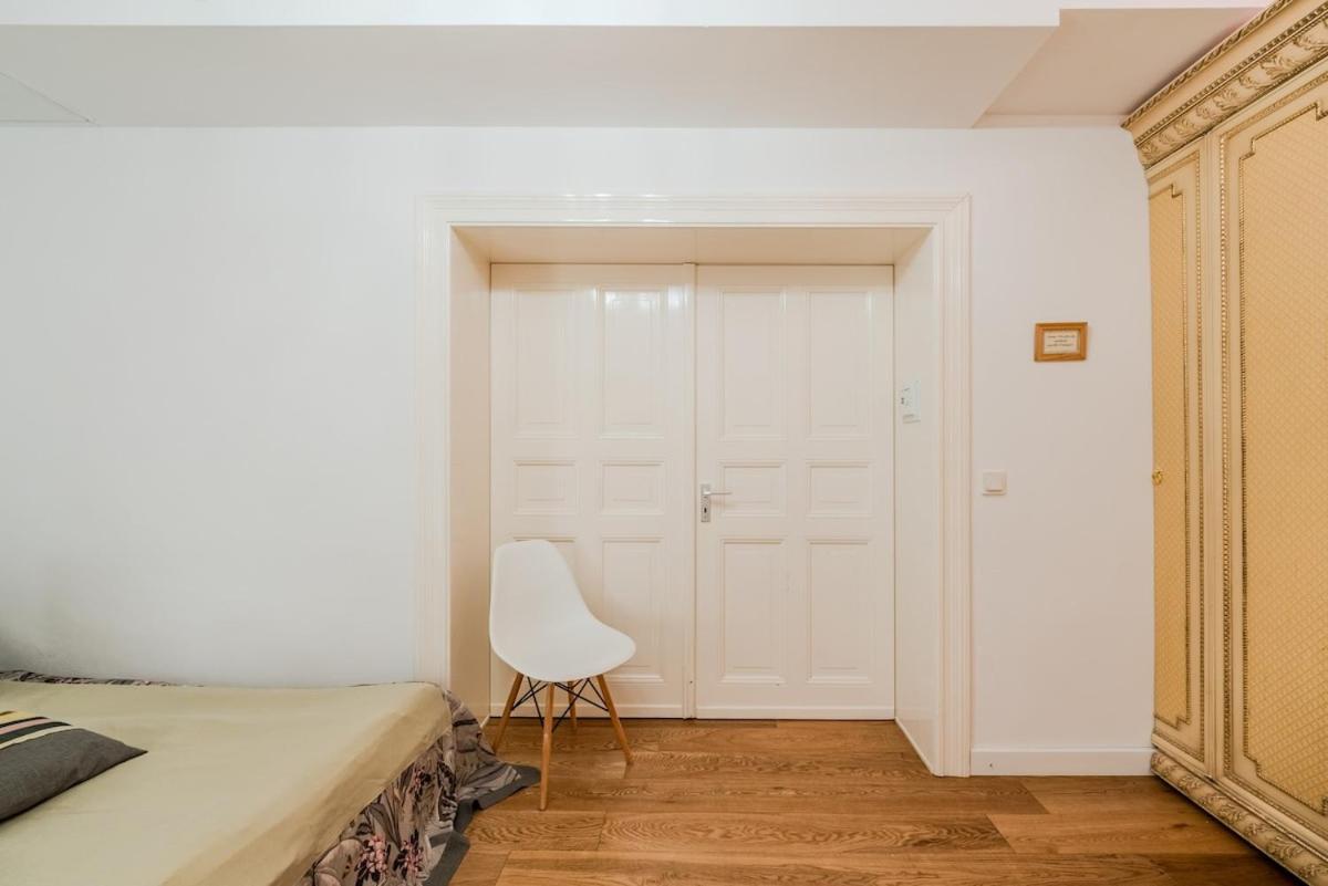 Unique Ap Kreuzberg 4 Bed * Berlijn